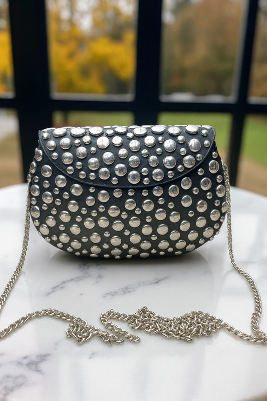 🖤Black Studded Chain Clutch – Medium Glam Edition